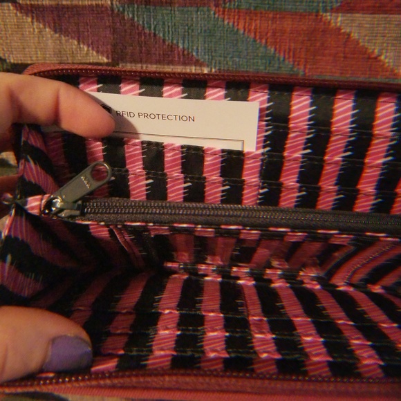 Vera Bradley Red Wristlest Wallet - Picture 4 of 5